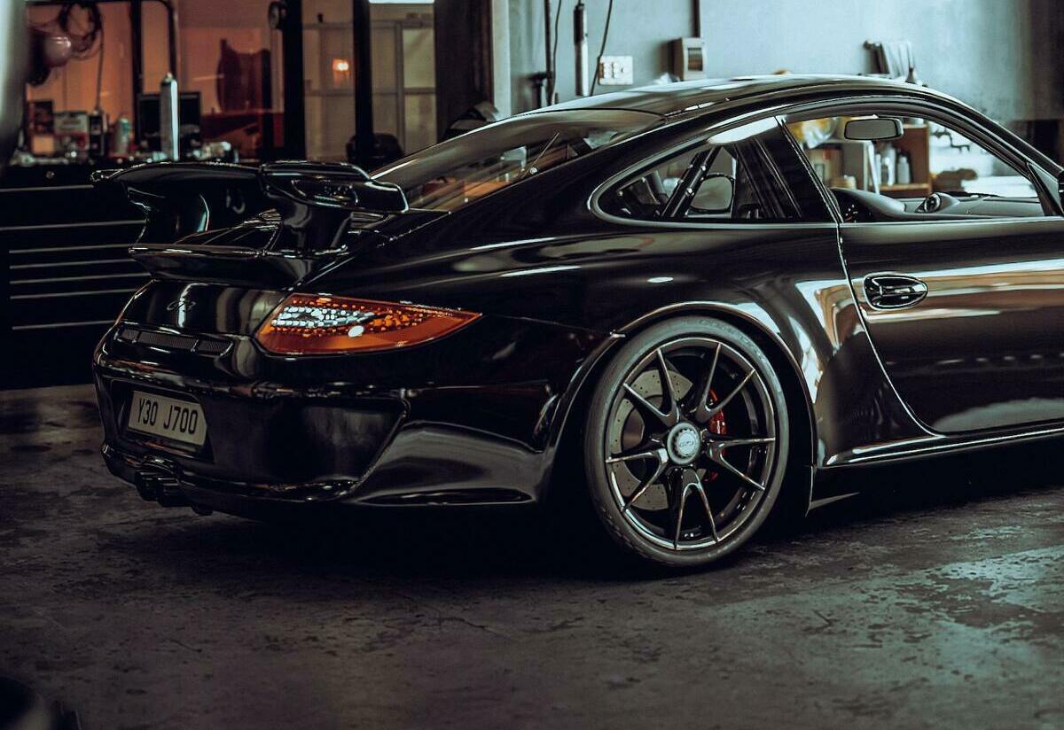 Мойка с покрытием воском в "Лисихе" Автомобиль после полной мойки